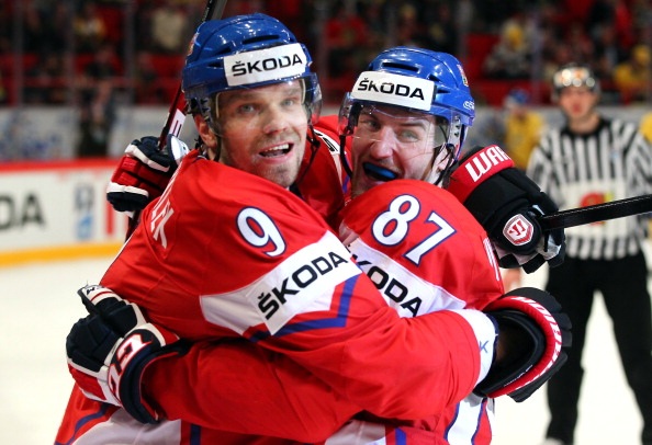 getty_tshekki_joukkuekuva2012d