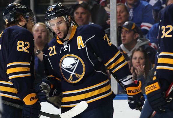 getty_buffalosabres20130531