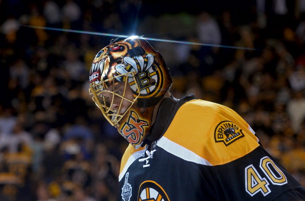 getty_bostonbruinschicagoblackhawks2013o.jpg