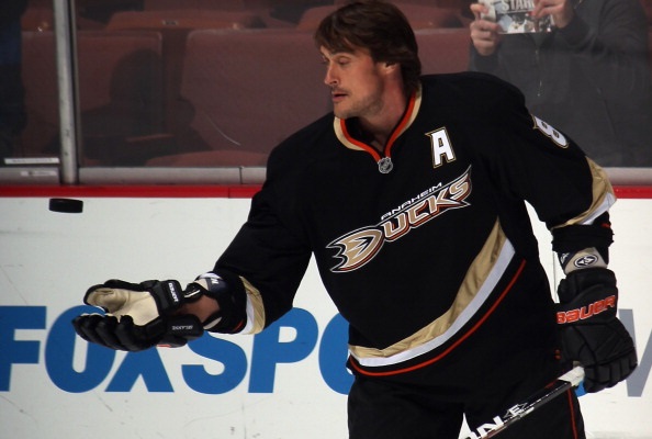 getty_selanneteemu20131023c