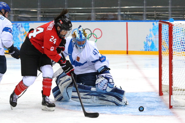 getty_naisleijonatkanada2014
