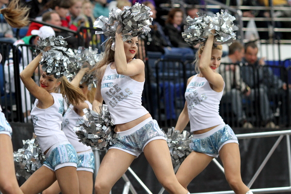 ii_cheerleaders2014b