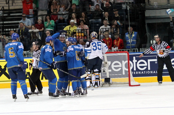 ii_kazakstansuomi2014kazakstanjuhlii