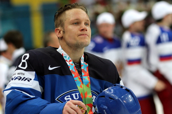 https://www.suomikiekko.com/app/uploads/2014/05/ii_m%C3%A4ntyl%C3%A4tuukka20143.jpg