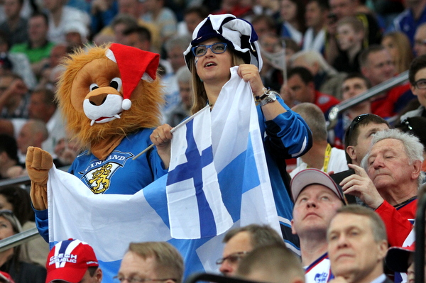 ii_tshekkisuomi2014leijonatfanit