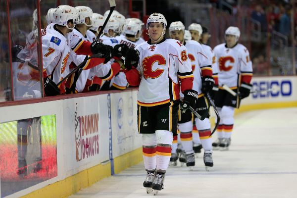 at Verizon Center on November 4, 2014 in Washington, DC.