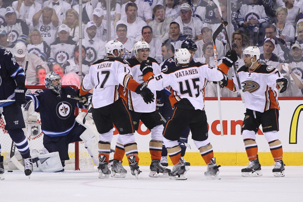 getty_anaheimduckjoukkuekuva20150420