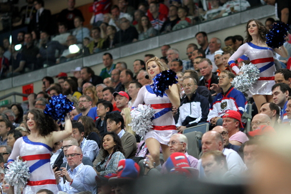 ii_cheerleaders2015.b