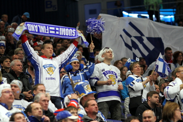 ii_fanitkannattajatostava2015.JPGilob