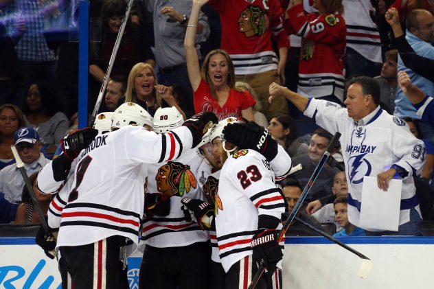 getty_vermetteantoinechicagoblackhawks20150613b