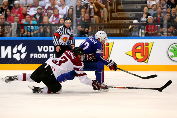 getty_claireauxvalentin20150512