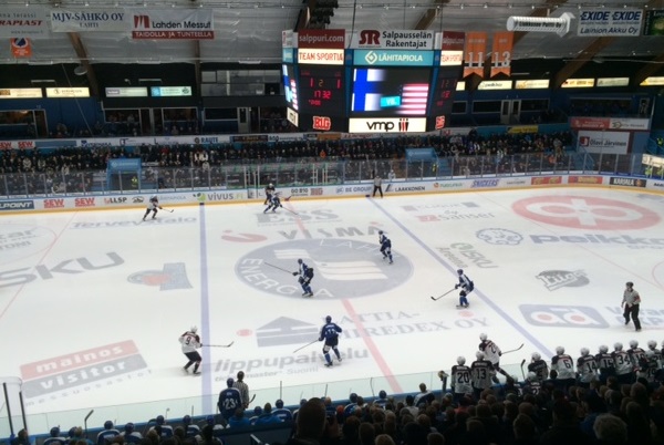 is_nuoretleijonat20151222b