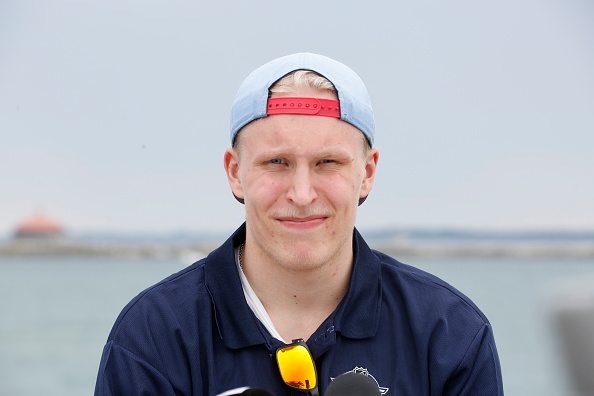 getty_lainepatriknhldraft20160623a