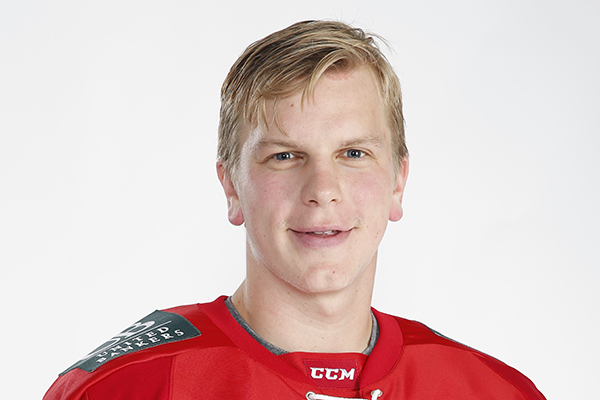 eronen_teemu_pelaajakuva_hifk_2016