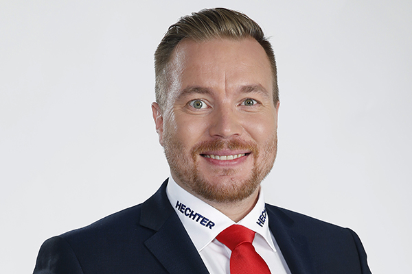 kangasalusta_pekka_pelaajakuva_hifk_2016