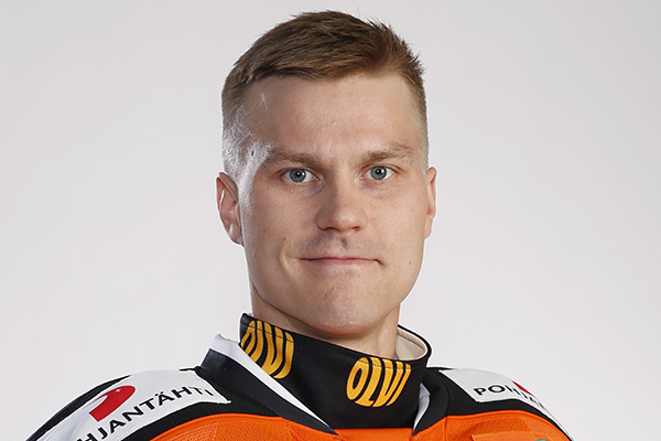 suhonen_teemu_pelaajakuva_hpk_2016