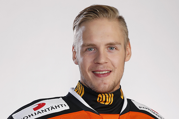 turunen_teemu_pelaajakuva_hpk_2016