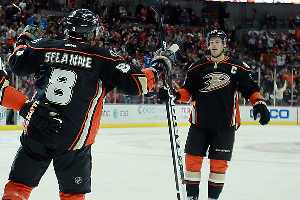 getty_selanneteemugetzlafryan20120226