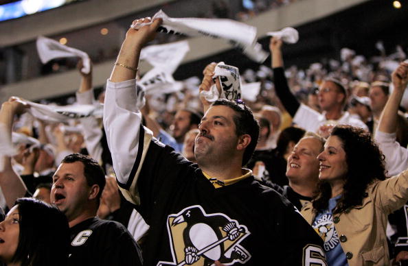 getty_pittsburghpenguinsfani20080518