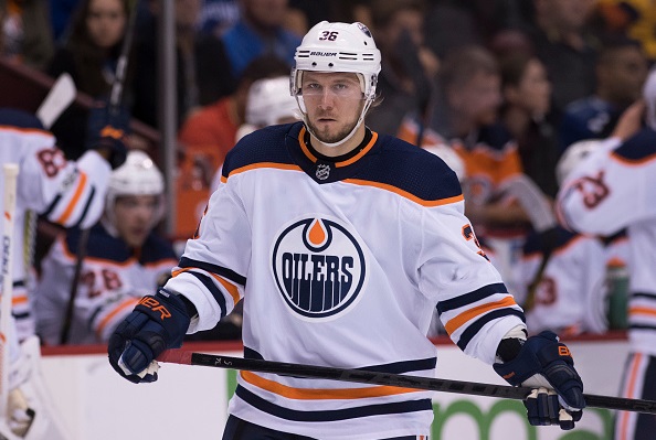 Edmonton Oilers v Vancouver Canucks