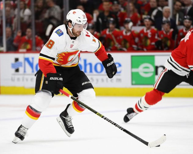 Calgary Flames v Chicago Blackhawks