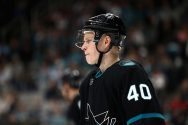 Antti Suomela tehnyt huimaa tuhoa entisen liigapelaajan kanssa – voi uusia 25 vuotta vanhan tempun, johon kyennyt vain viisi suomalaislegendaa Buffalo Sabres v San Jose Sharks