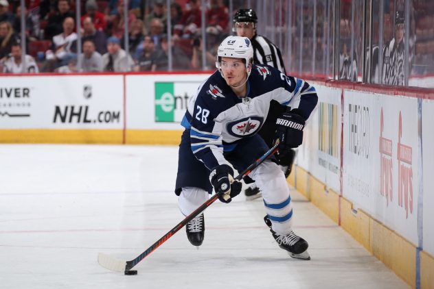 Winnipeg Jets v Arizona Coyotes