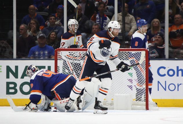 Edmonton Oilers v New York Islanders
