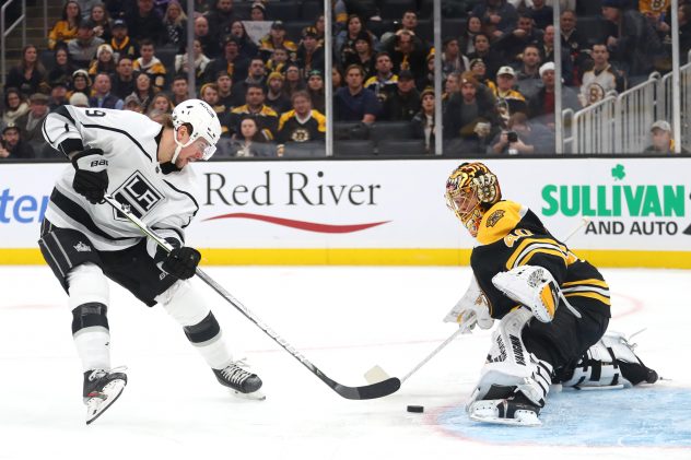 Los Angeles Kings v Boston Bruins