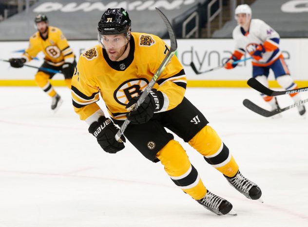 New York Islanders v Boston Bruins