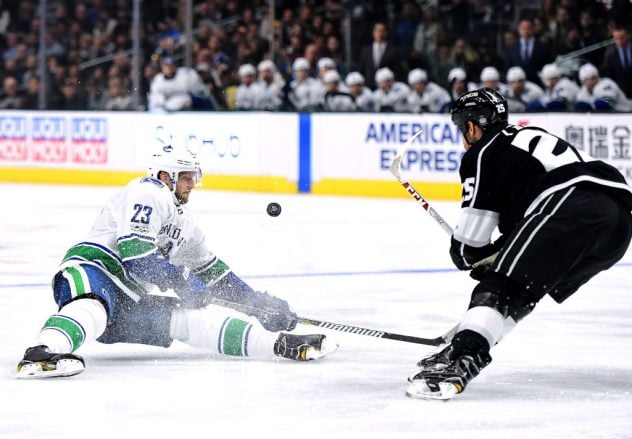 Vancouver Canucks v Los Angeles Kings