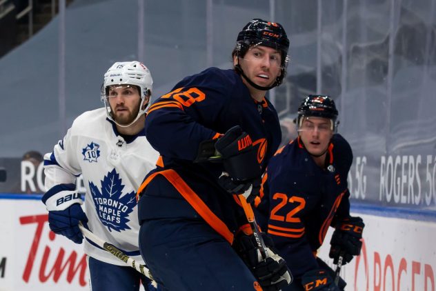 Toronto Maple Leafs v Edmonton Oilers