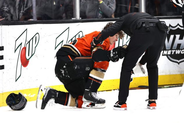 Montreal Canadiens v Anaheim Ducks