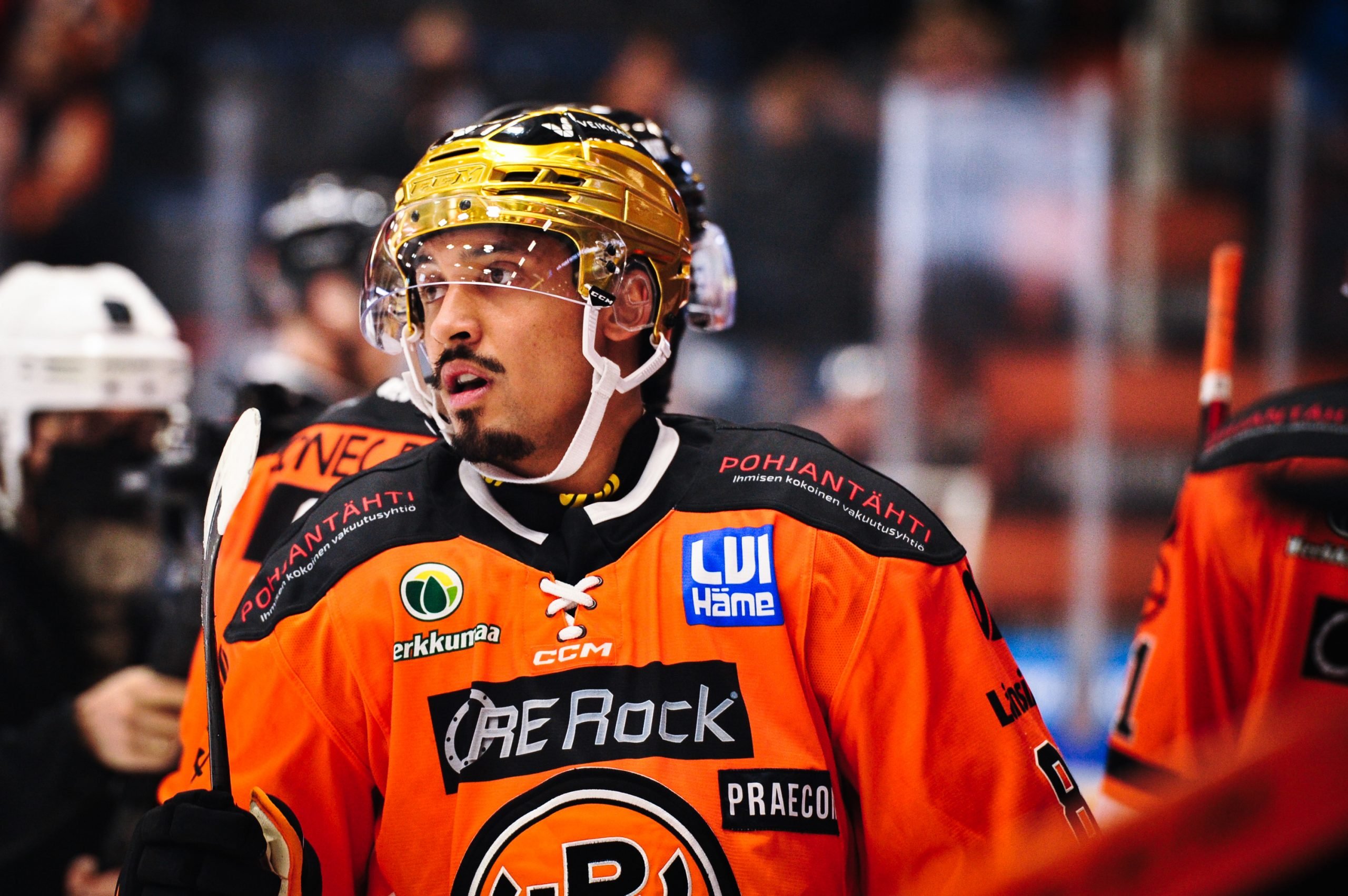 www.suomikiekko.com