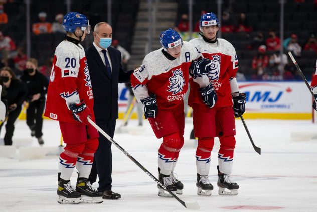 Czechia v Canada: Preliminary Round Group A – 2022 IIHF World Junior Championship