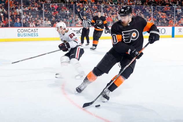 Chicago Blackhawks v Philadelphia Flyers