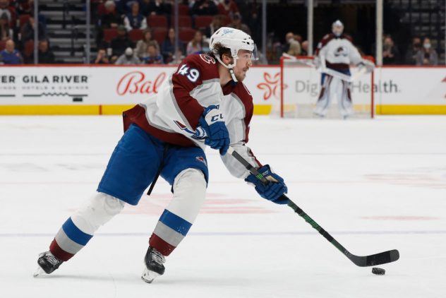 Colorado Avalanche v Arizona Coyotes