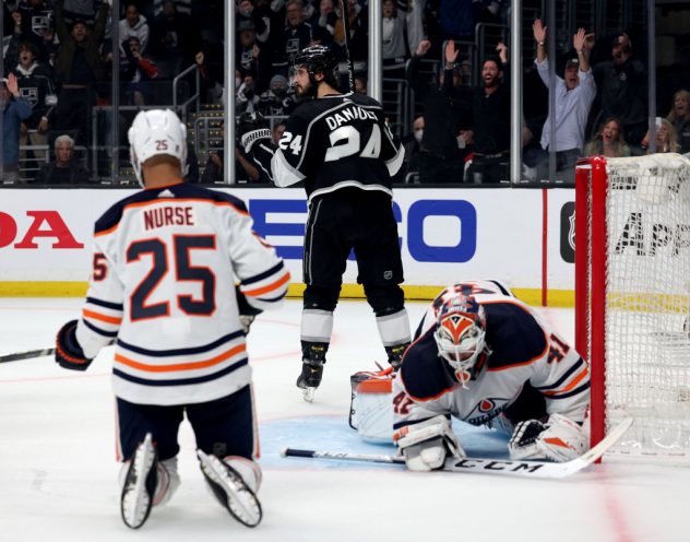 Edmonton Oilers v Los Angeles Kings – Game Three