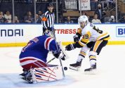 Pittsburgh Penguins v New York Rangers – Game One