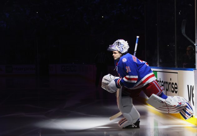 Pittsburgh Penguins v New York Rangers – Game One