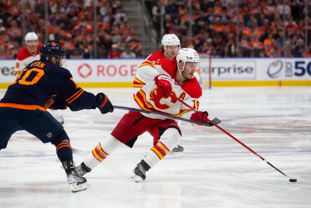 Calgary Flames v Edmonton Oilers – Game Four