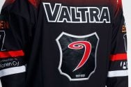 KSML: Liigahallissa ongelmia pelipäivänä lg_jyplogokuvitus2023-24