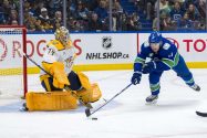 Maalivahdit liekeissä! NHL:ssä nähtiin suomalaistorjujien kohtaaminen aop_sarosjuuse20250104