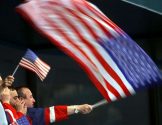 4 Nations -finaalin alla kuhisee: NHL-megatähti jää pois – kaksi huippunimeä mukaan turnaukseen! aop_USAfani20000507