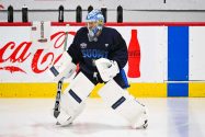 Leijonilla on erikoinen tilanne – kuka on Suomen maalilla MM-kisoissa? aop_sarosjuuse_20250211