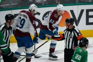 Artturi Lehkosen erikoinen maali puhuttaa – näin alkoivat NHL:n pudotuspelit aop_artturilehkonen20250420