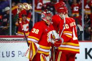 NHL:ssä huippujännittävä tilanne: mikä näistä seuroista jää nuolemaan näppejään? aop_calgaryflames20250414
