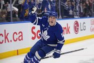 Mitch Marnerilla oli toinenkin tarjous pöydällä NHL:ssä – toimittajalta uutta tietoa aop_marnermitch20250603
