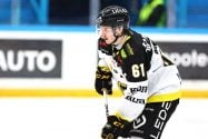 Kaleva: NHL:ssä hyllytetty Emil Pieniniemi kiistää katoamisväitteet – ”Ei pidä paikkaansa” aop_pieniniemiemil20251021