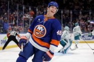 Matthew Schaefer teki huiman tempun – NHL-historiaa! aop_schaefermatthew20251021